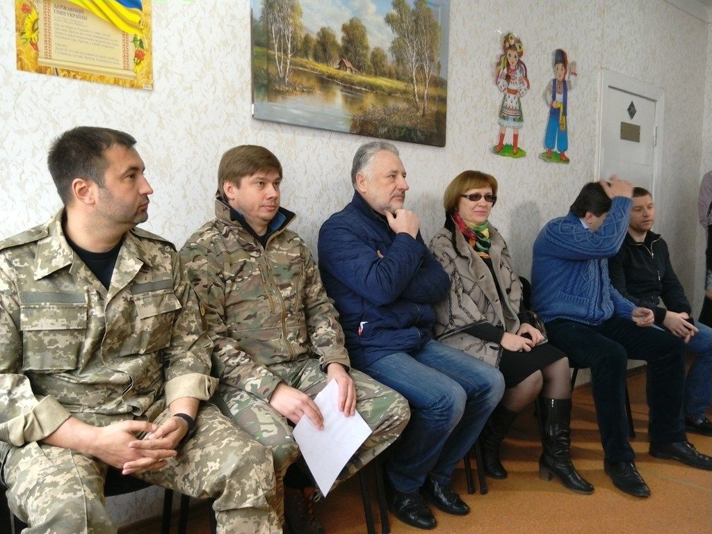 Рембо і Роккі ІІ з Полтавської облради наведуть порядок на сході України_3