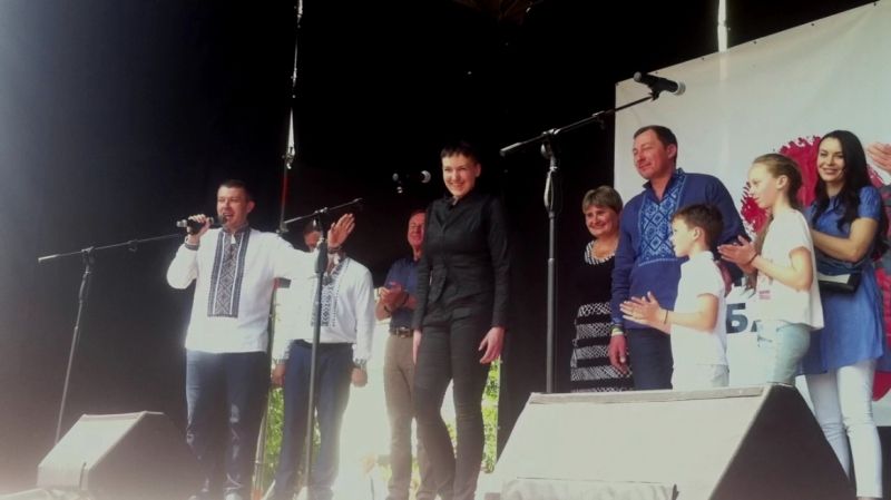 Нардепи Надія Савченко та Іван Крулько агітували за Руслана Богдана