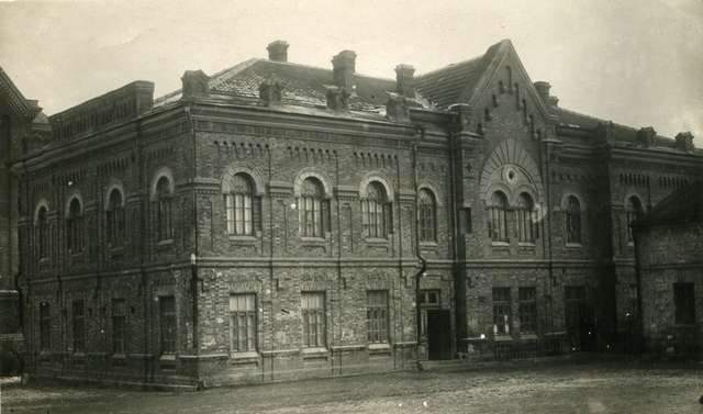 Першим директором відомого Миколаївського музею був полтавець_2