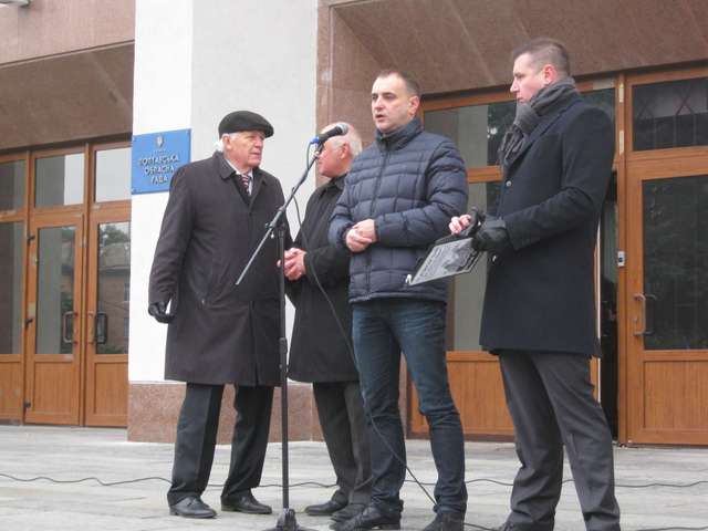 «Обхитрити» закон для наживи на пенсіонерах, або навіщо НЕпростому депутату Прядку «Полтавафарм»? _1