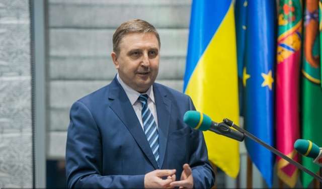 Віце-консул Польщі відкрив меморіальну дошку фотографу в Полтаві _3