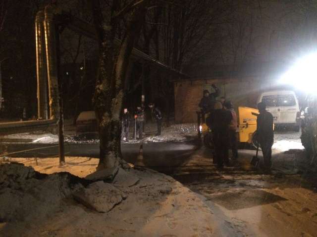 Полтавські асфальтоукладники дочекалися снігу для ремонту доріг_3