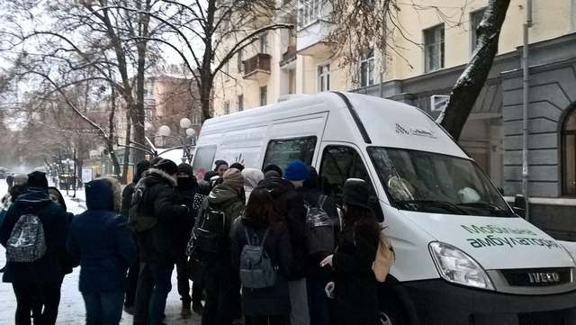 Більше 150 полтавців безкоштовно пройшли тест на ВІЛ_1