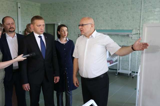 Екс-головлікар Кременчуцької лікарні №3 судиться з Кременчуцькою владою за поновлення на роботі _3