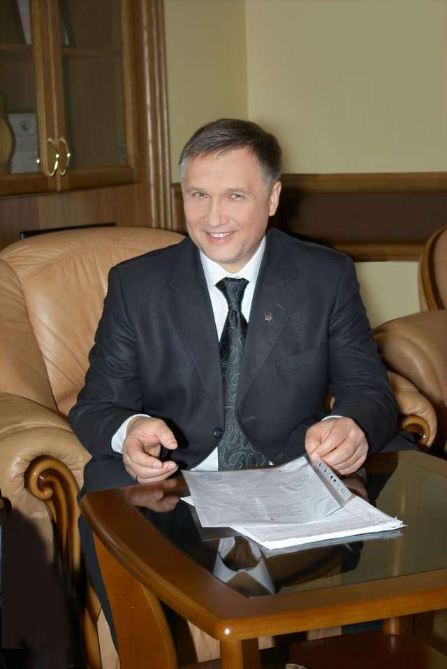 Найбільша «ПРИВАТна» афера незалежності обійдеться в 9 тис. грн кожному українцеві_1