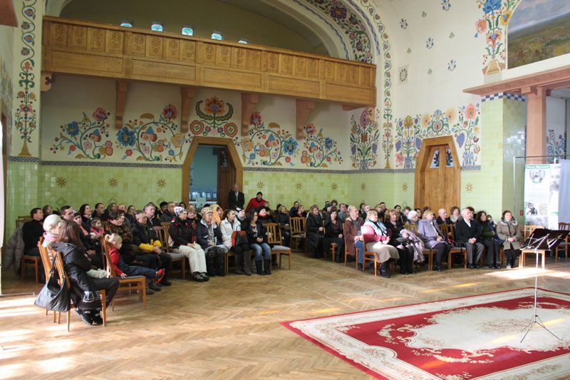 Камерний хор «Гілея» заспівав для полтавців_3