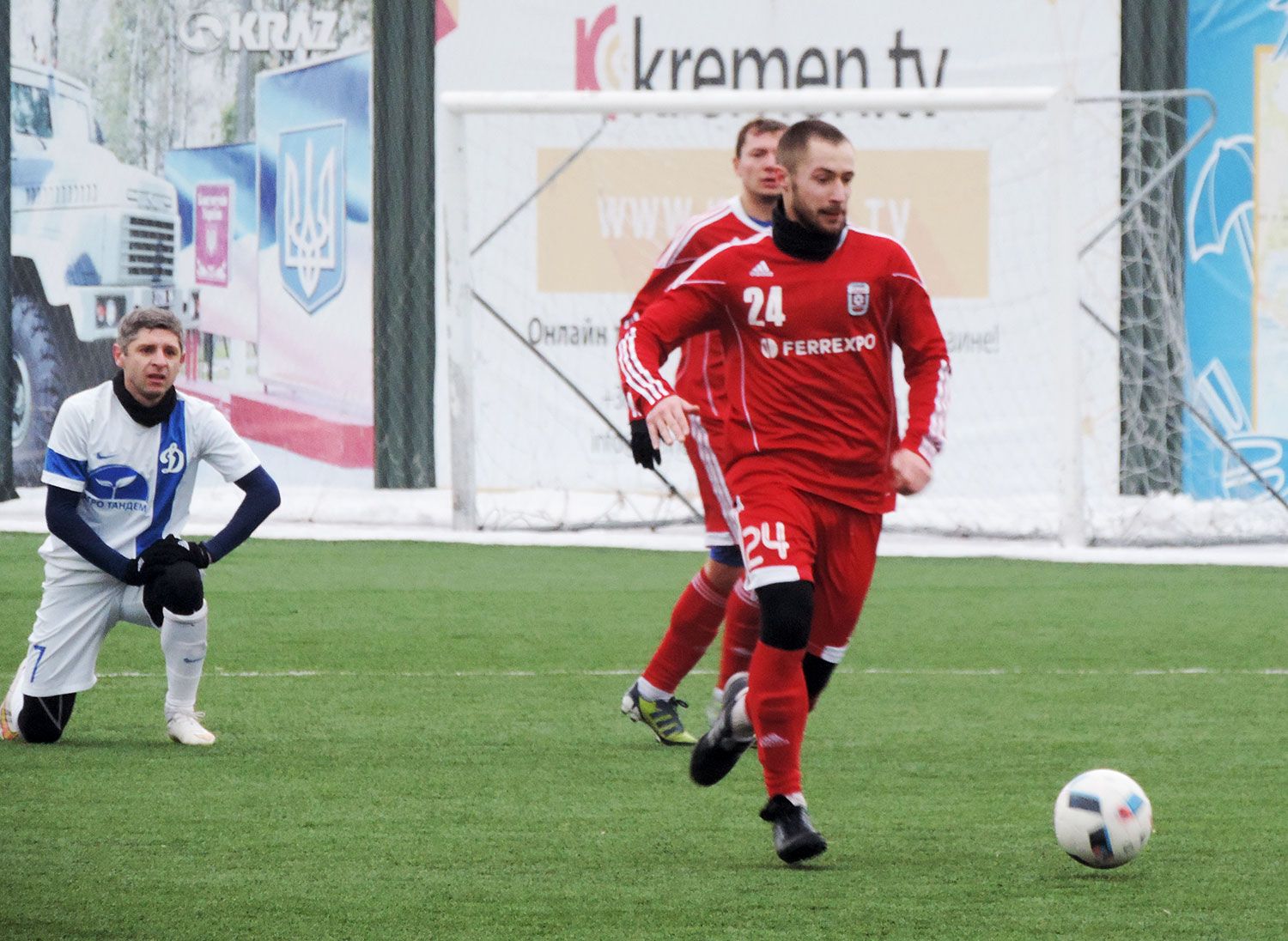 «Гірник-Спорт» розгромно обіграв «Динамо»_3