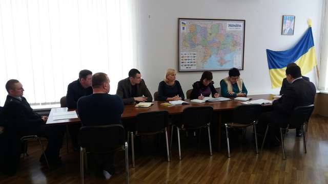 Меморандум про охорону земель із правоохоронцями погодили підписати в Полтавському Держгеокадастрі_1