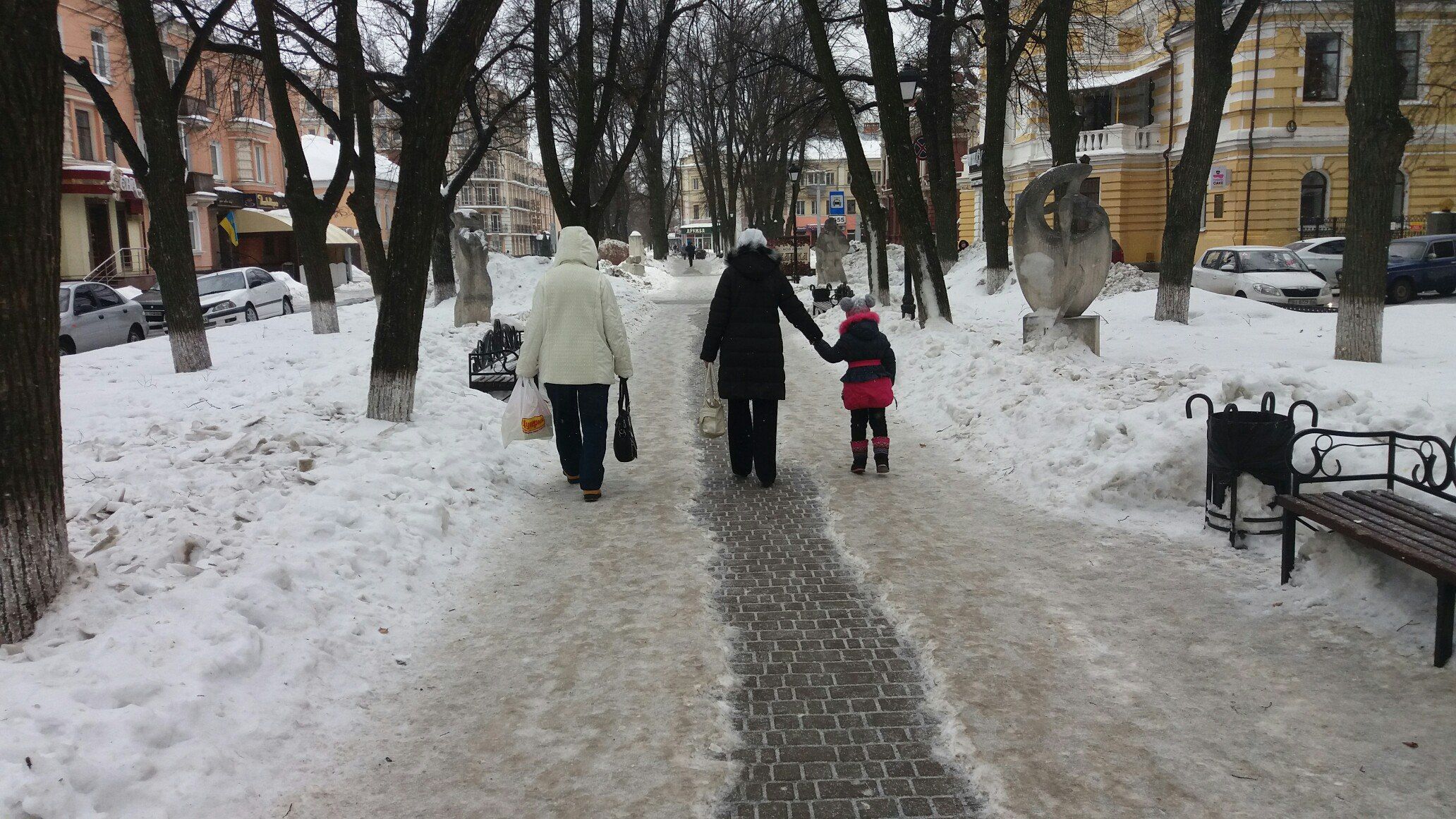 Побороти сніг усього за 3 млн грн – 70-тисячний Бахмут утер носа Полтаві _25