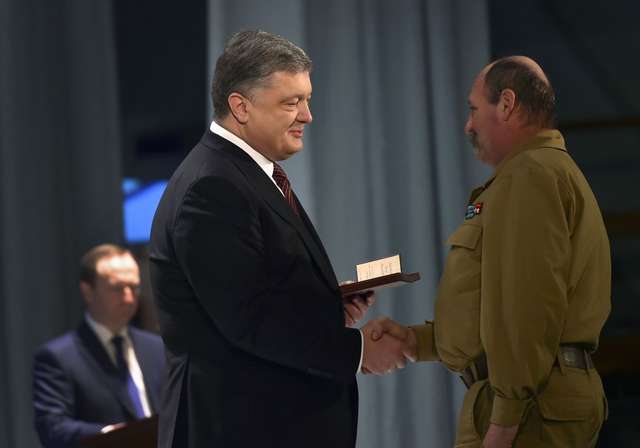 Трьох полтавських військових нагородили орденом «За заслуги»_2