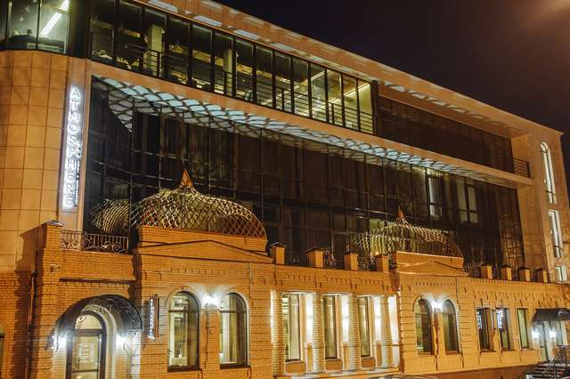 Сметанковий дармоїд хоче поцупити землю під висотку в центрі Полтави_7