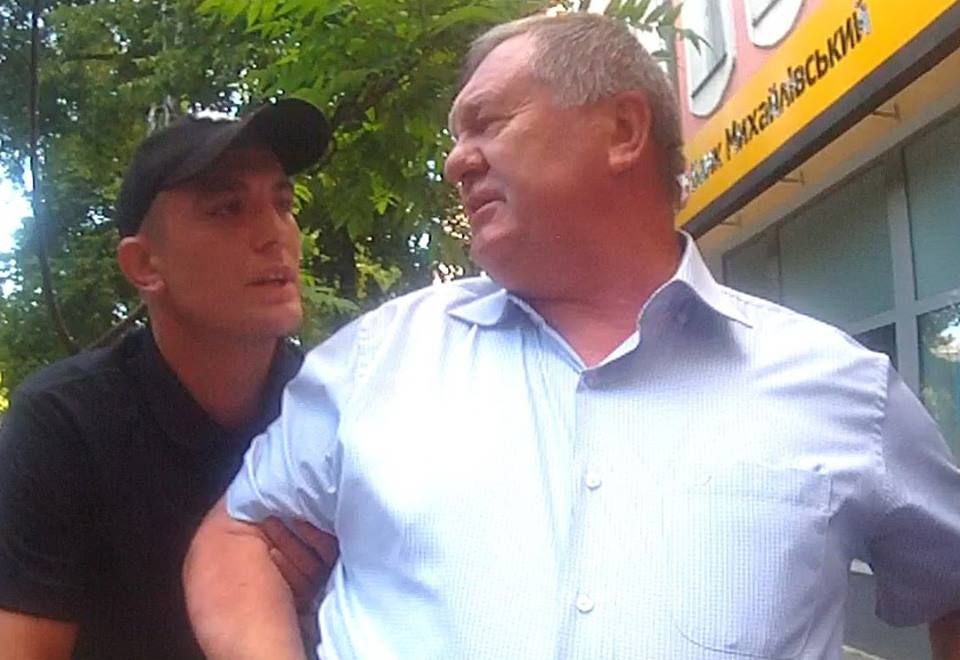 Суддю Галагана виправдали за п’яне водіння, а поліцейських, які його затримали — у в’язницю_3