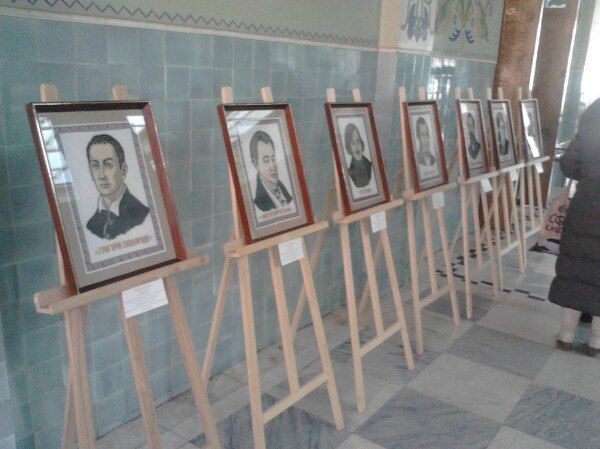 68 портретів Шевченка планують вишити полтавські митці_3