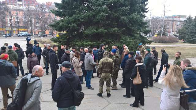 Прихильники блокади Донбасу вимагають скликати позачергову сесію облради_2