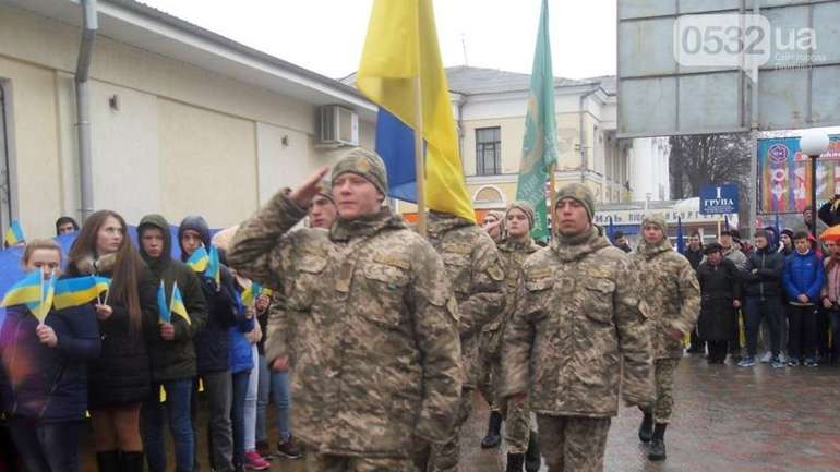 По 250 грн із класу – скільки полтавським батькам коштував «Потяг Єднання»