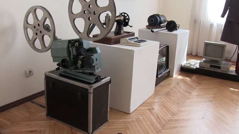 Вперед у минуле: у Полтаві відкрили виставку речей з СРСР