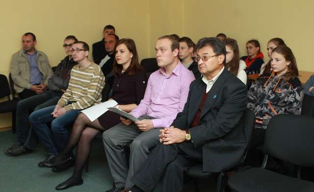 Звинувачувальні справи проти Грушевського, Петлюри та Остапа Вишні презентували полтавцям_5