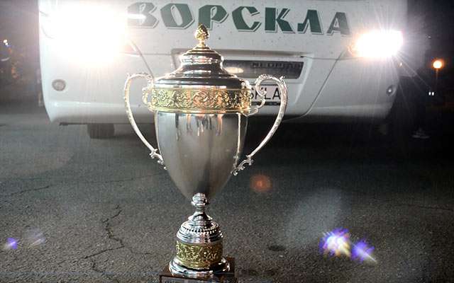 Кубок Престижу, який вчора виборола «Ворскла», повністю скопійований з російського трофею ФНЛ_2