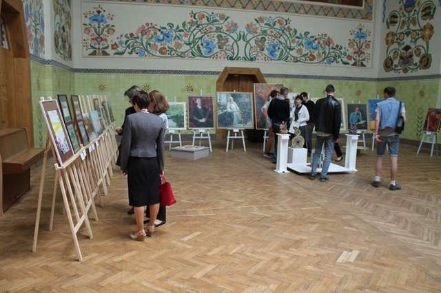 Луганські викладачі та студенти презентували полтавцям власний арт-проект_2