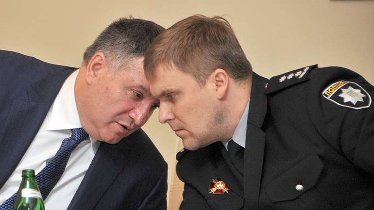 Як заступник голови МВС Троян обкрадав бійців-добровольців