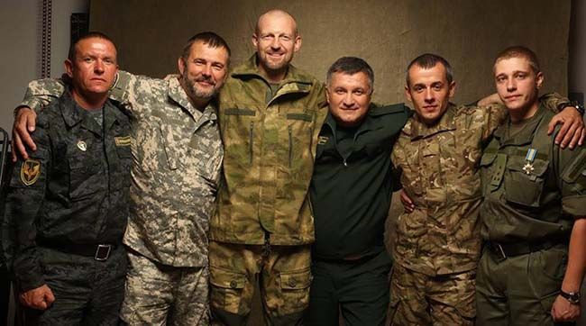 У передчутті бурі. Кримінальний фронт Авакова (рос.)_7