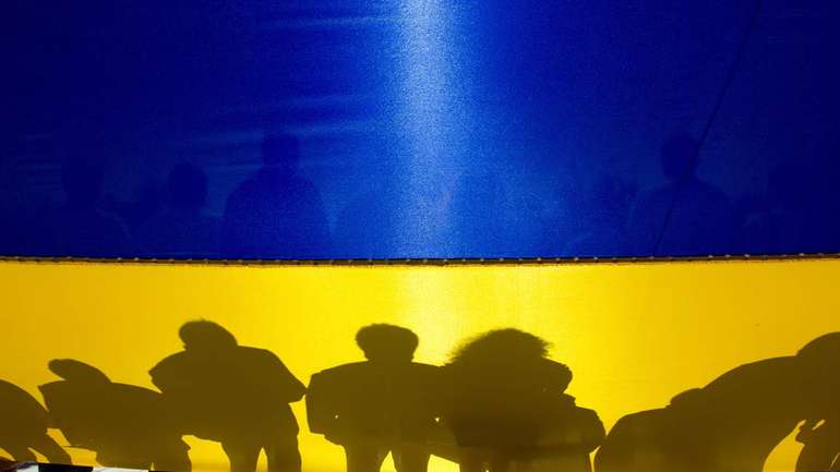 Еміграція і економічний занепад роблять Україну безлюдною – Rzeczpospolita