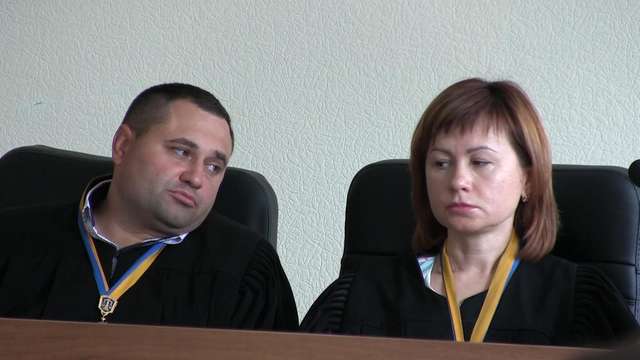 Суд знову повернув у СІЗО звинувачених у вбивстві Бабаєва_2