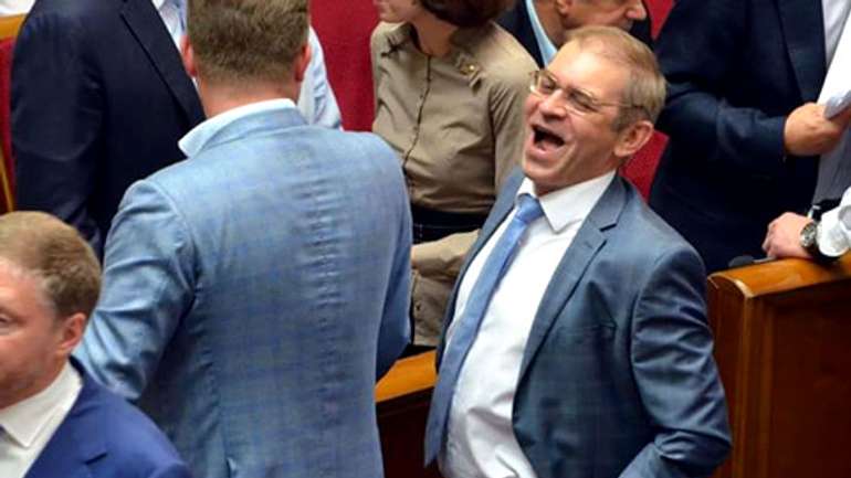 Проти Пашинського, який підстрелив людину, закрили справу