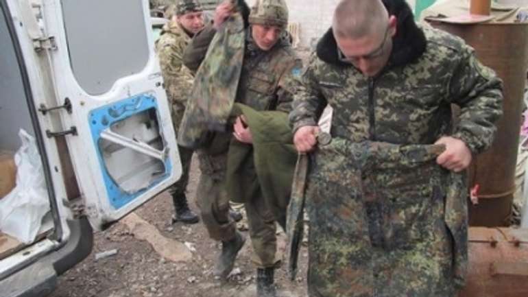 7 квартир заарештували у родича полковника, який купив браковану форму для ЗСУ