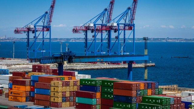 Щороку Україна втрачає до $4,8 мільярда через корупцію на митниці_1