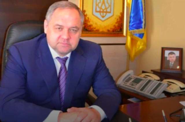 Мільярди збитків, мільйонні застави і Bentley в лікарню. Як просувається справа