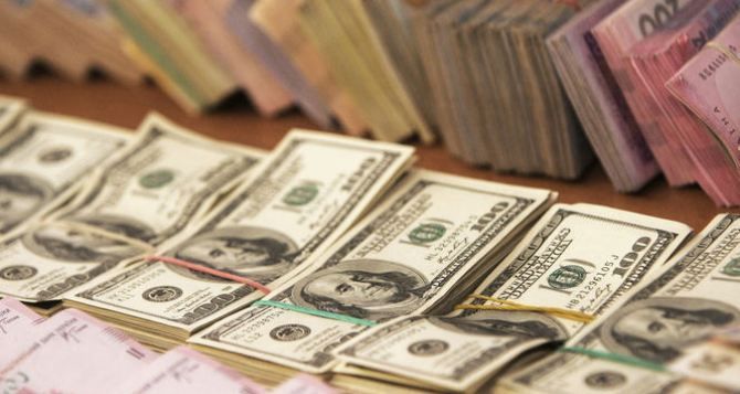 Гривня прискорила темпи падіння_1