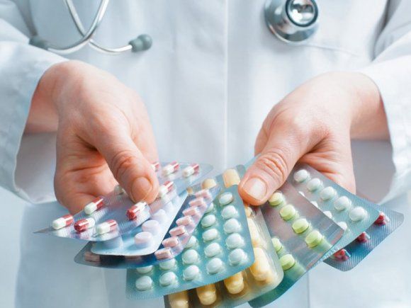 Чверть грошей на ліки українці витрачають на препарати без доведеної ефективності_1