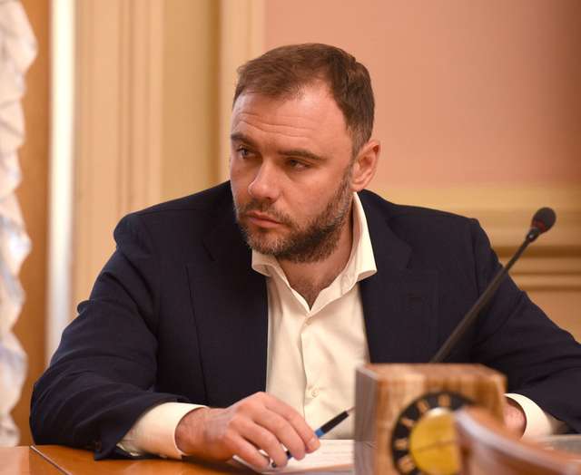 Один із найзаможніших народних депутатів збагатився ще на мільйон гривень_2