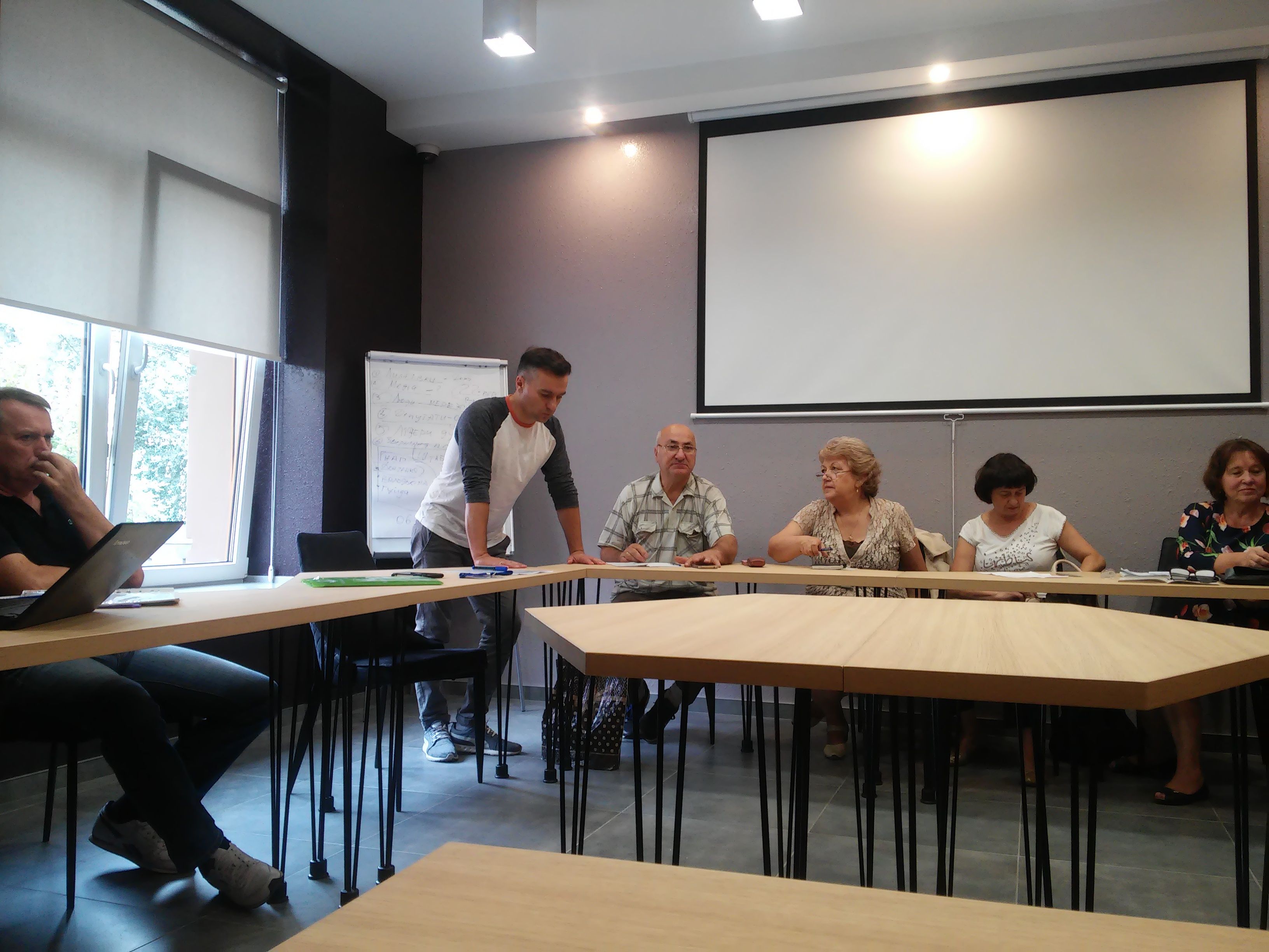 У Полтаві активісти обговорили план, як відкликати дозволи для компанії Фукса_1