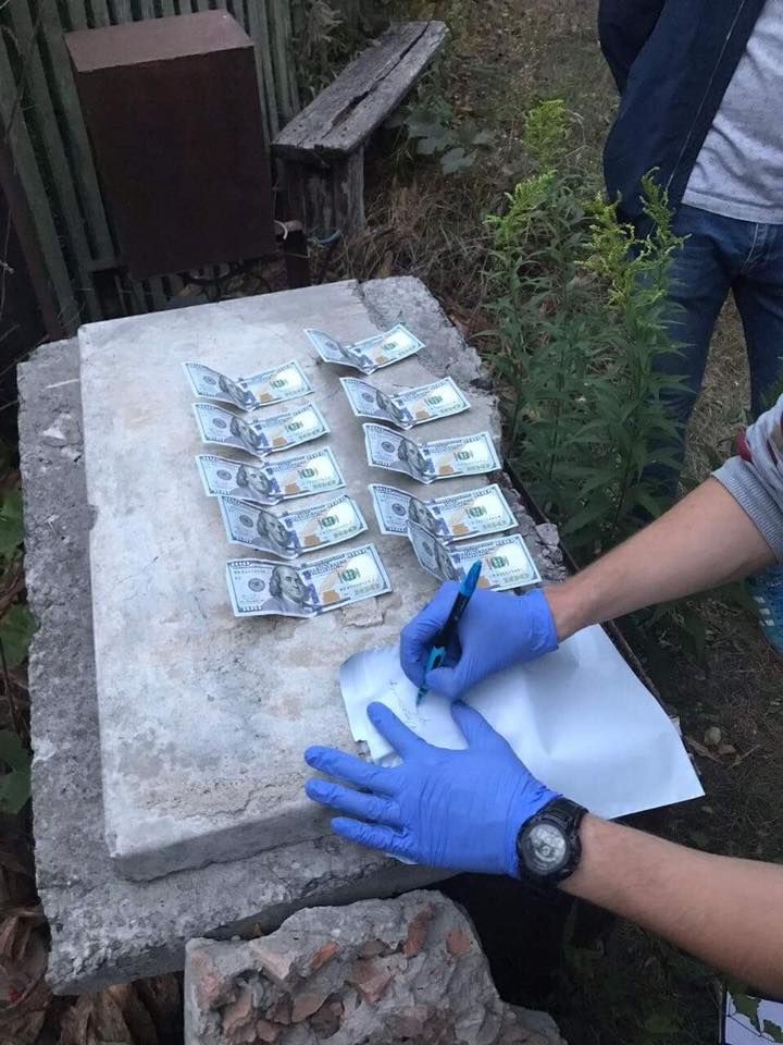 У Полтаві спіймали прокурора на хабарі_1