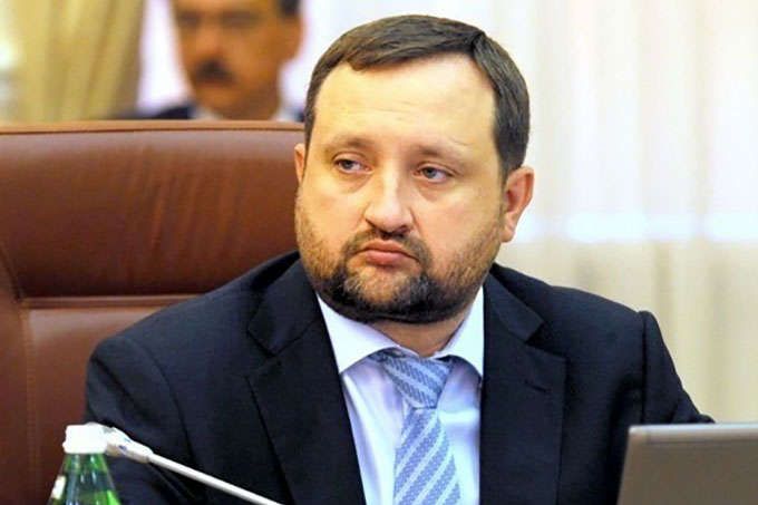 Брат Арбузова вивів з-під арешту нерухомість та землю (Документ) _1