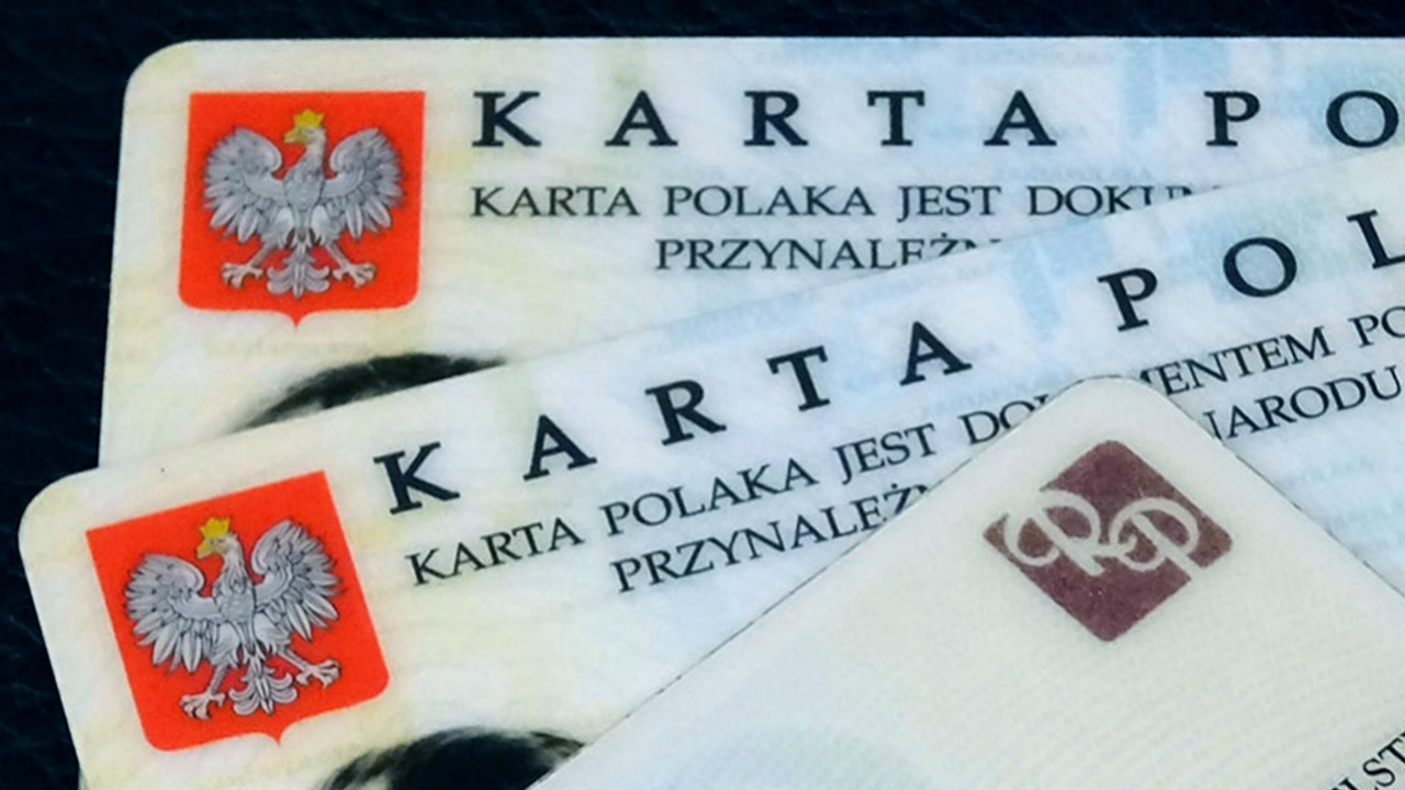 Понад 100 тисяч українців отримали карту поляка _1