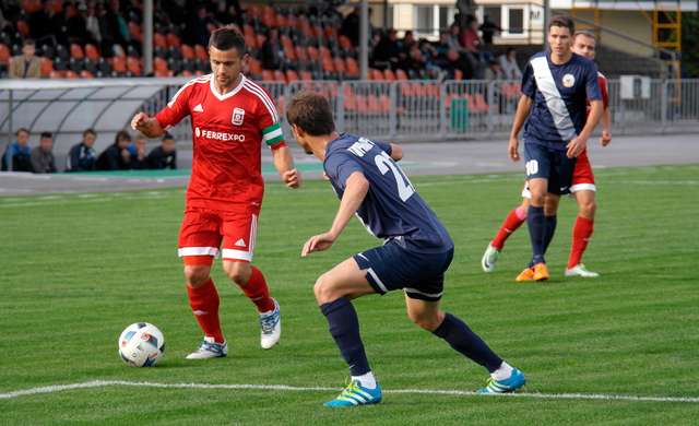 «Гірник-Спорт» та «Кремінь» програли, «Полтава» посіла перше місце в Першій лізі_3