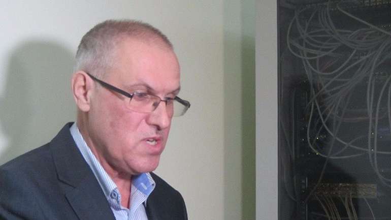 «Старий трансвестит» або «успіхи» реформи і технічного прогресу за стінами ГУ НП в Полтавській області