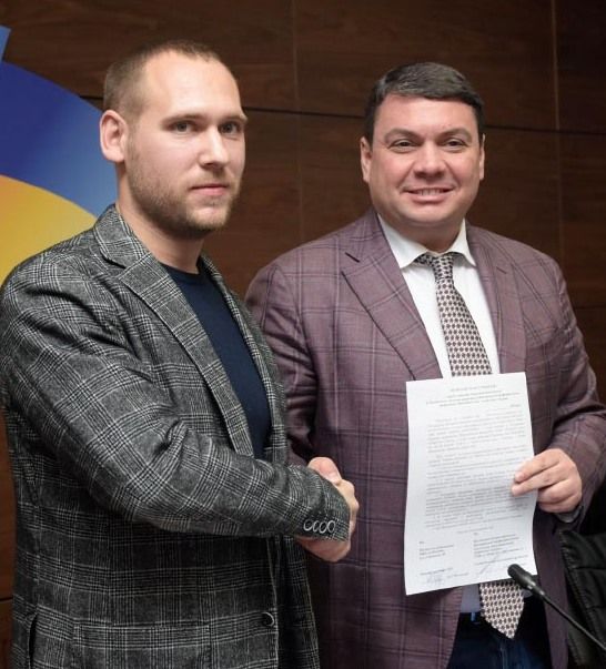 Репортажі з-за кобищанських парканів: 83 меморандум з Головком як відкат за незалежність Корнієнка? _1