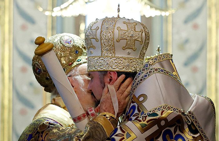 Поки що томосом єдиним_1