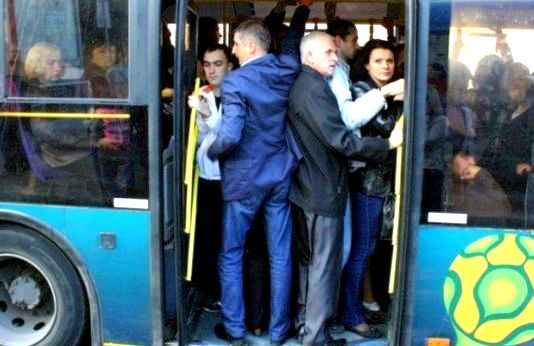 Хто кого: Шамота – маршрутку, чи Лупаєнко з Костовим – міськраду?_1