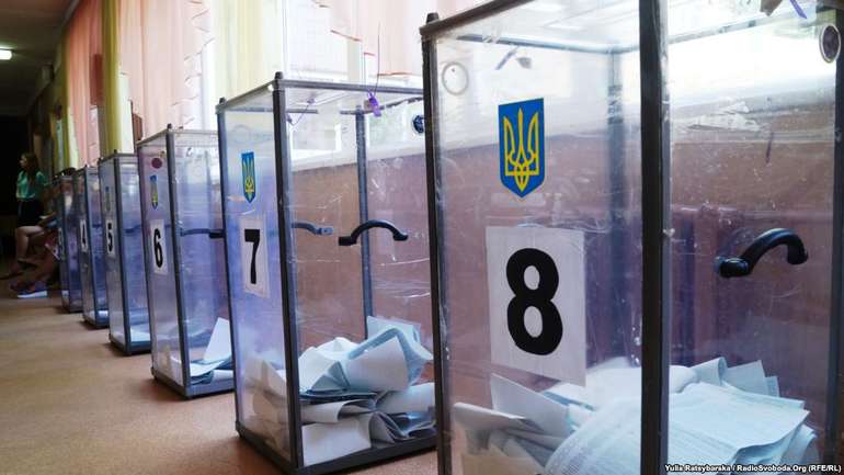 На Полтавщині фіксують перші порушення під час виборів