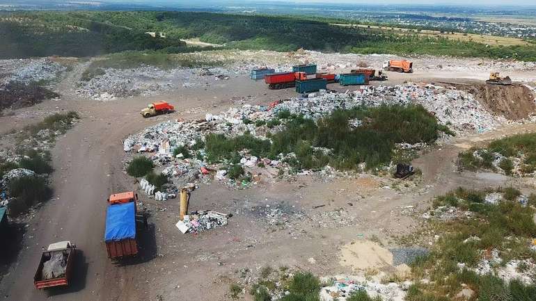 ​Міська влада Кременчука має монополію на вивезення сміття