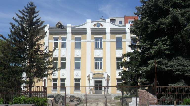 Краєзнавчий музей у Кременчуці отримає власний вітраж
