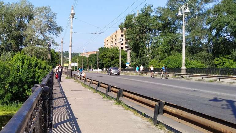 Міст на Південний вокзал буде відремонтовано