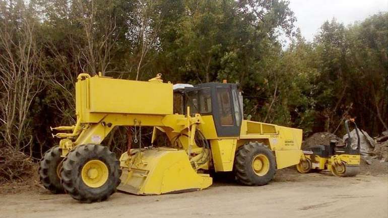 Правоохоронці зупинили незаконний видобуток глини поблизу Кобеляк