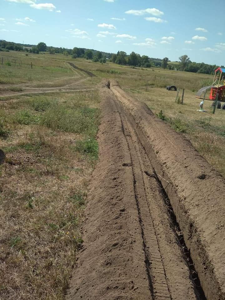 ​В одному з сіл Гадяцького району прокладають новий водогін_1