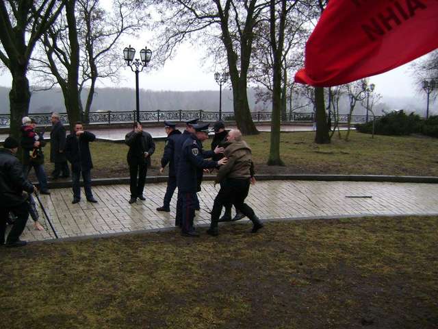 Українські вояки в українських тюрмах: доброволець Віктор Панаско продовжує перебувати за ґратами_7